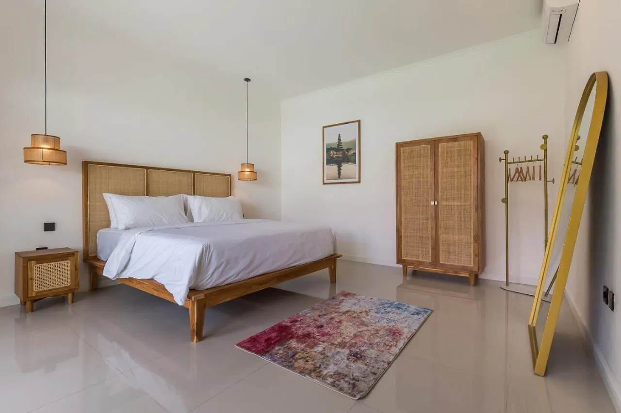 Charming 3 Bedrooms Villa Beach Walking Distance Seminyak